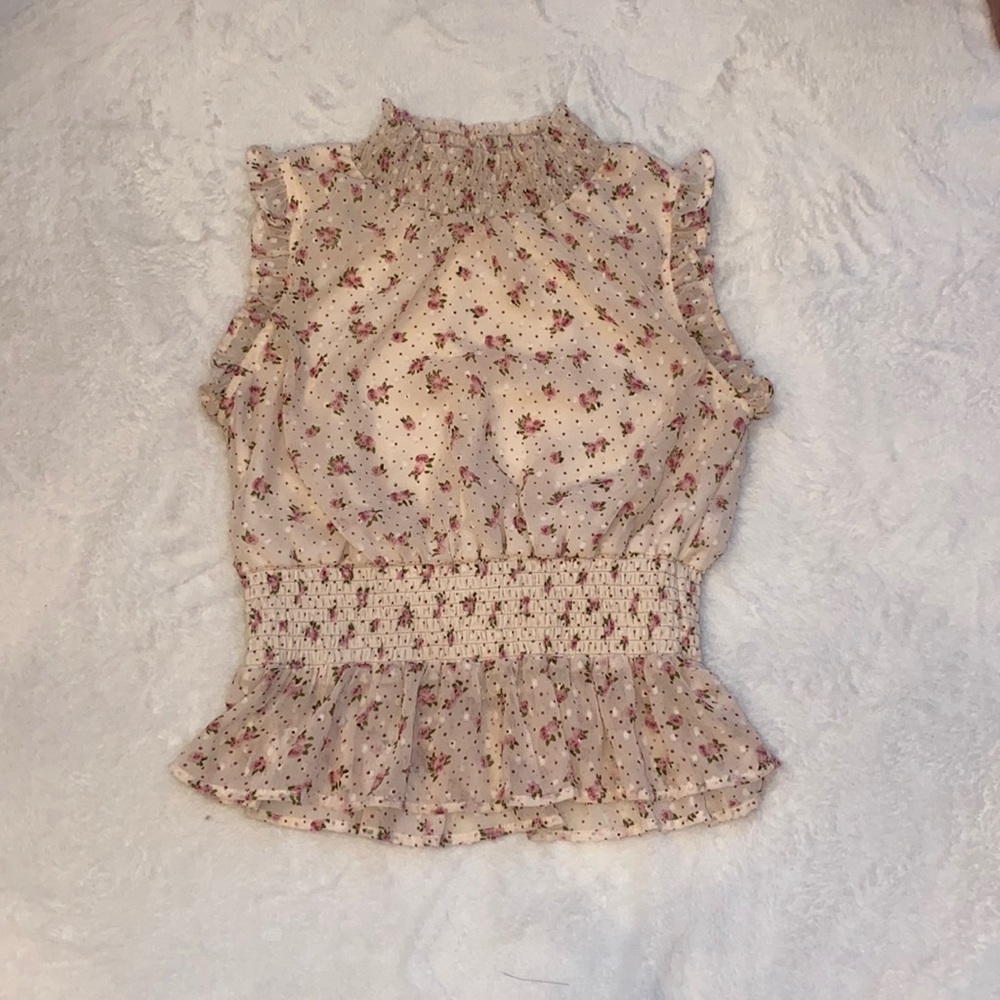 Medium, pink, floral, sleeveless, ruffled, top